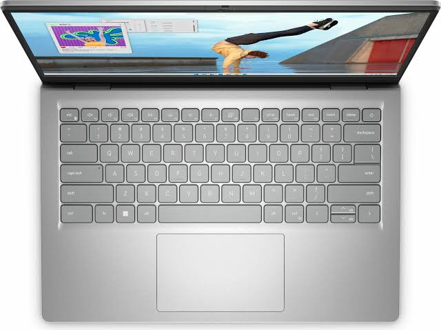 Dell Inspiron 14 3420 angle 2