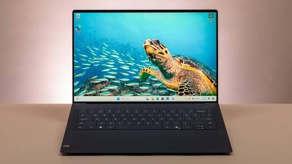 Dell XPS 14 9440 angle 3