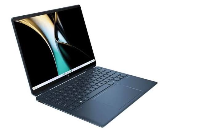 HP Spectre x360 14-eu0005TU